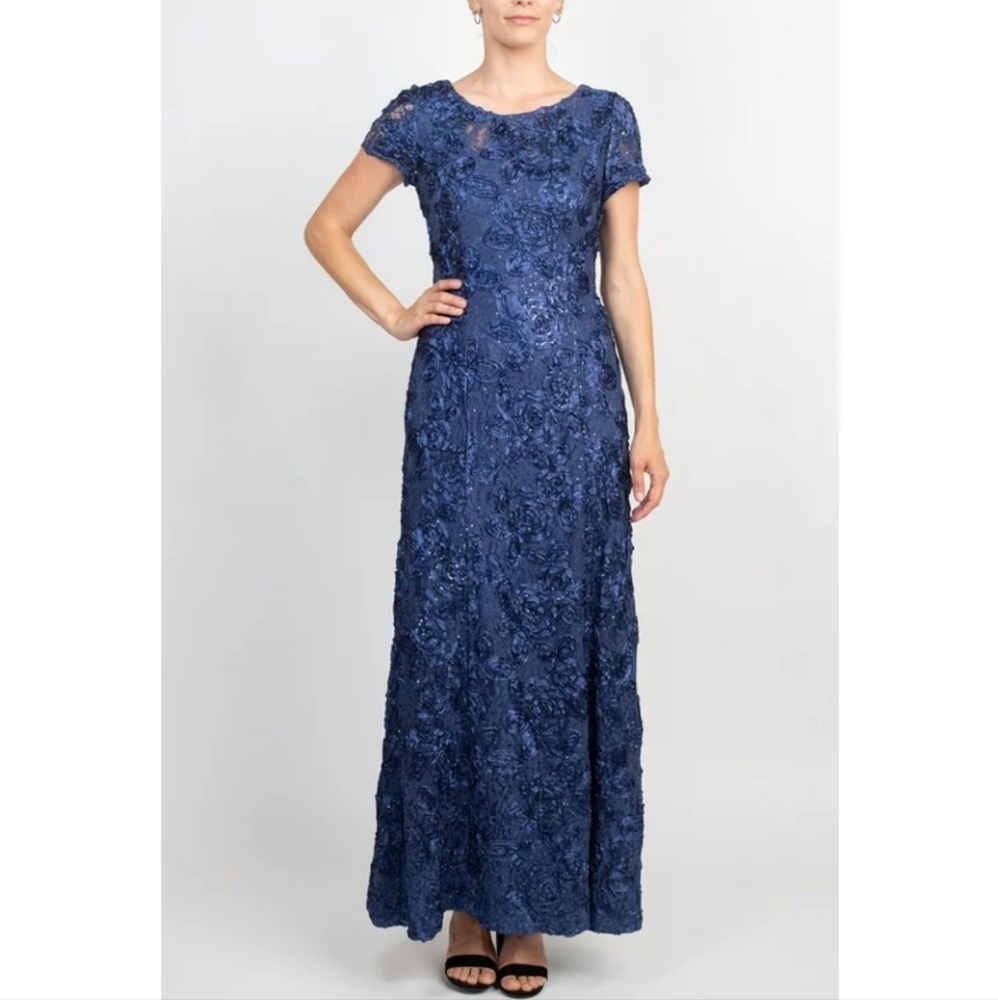 Alex Evenings | Embellished Lace A-Line Rosette Evening Gown in Navy Size 12